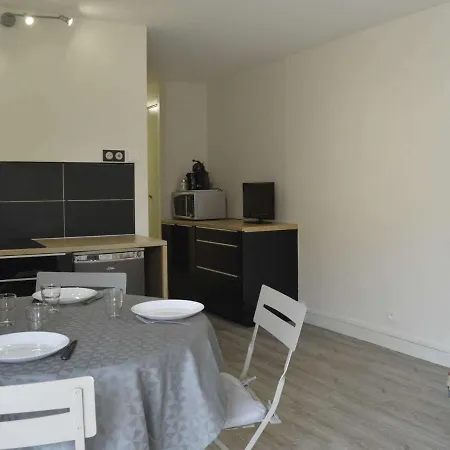 Studio Cap D'Agde, 1 Piece, 4 Personnes - Fr-1-249-358 Daire